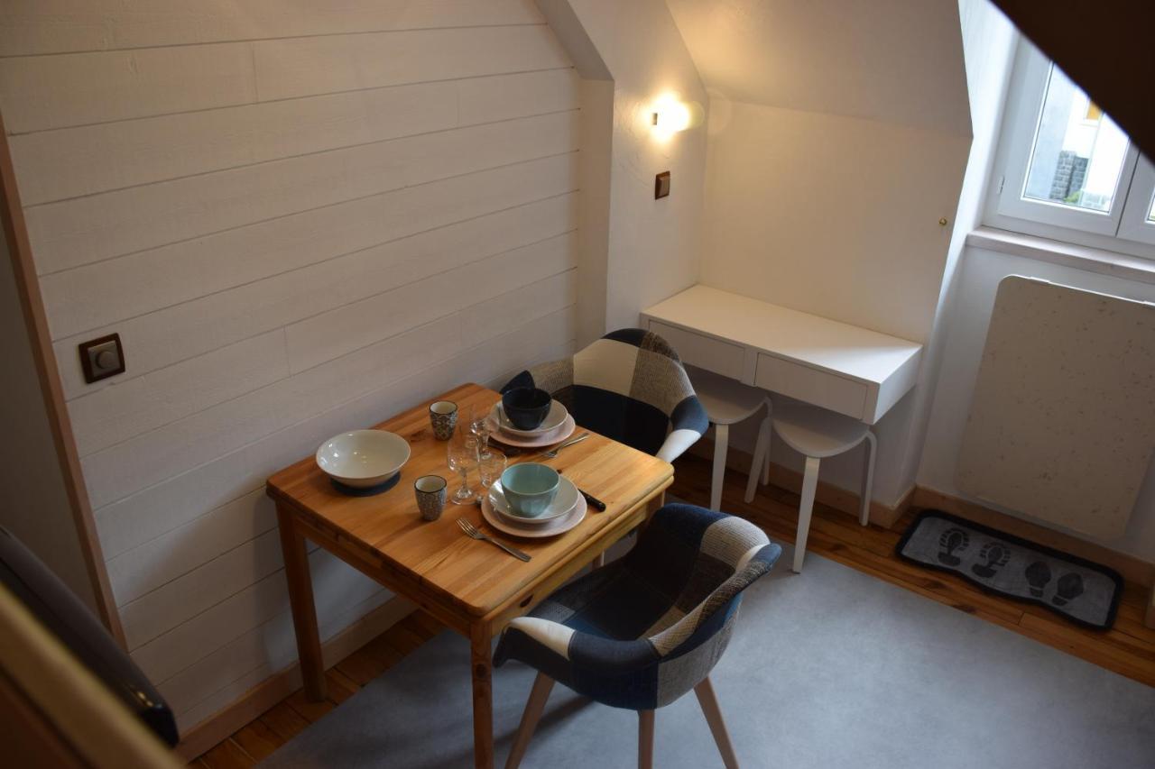 Petit Duplex De Charme Sous Les Toits Du Mont-Dore エクステリア 写真